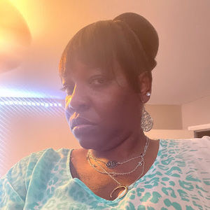 Meet your Posher, Sherita